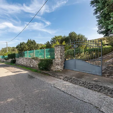 Villa Villa Maladroxia